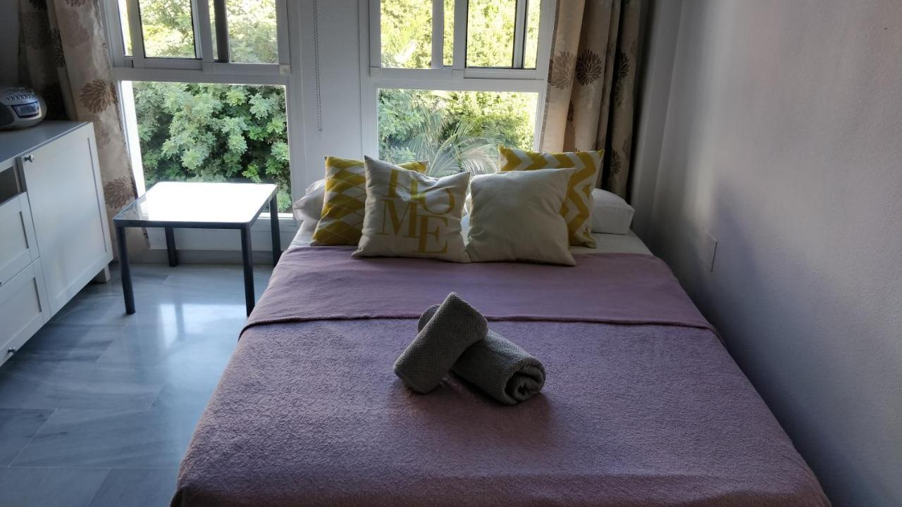 Apartamento Los Cristos Con Vistas Al Parque Malaga Exterior photo